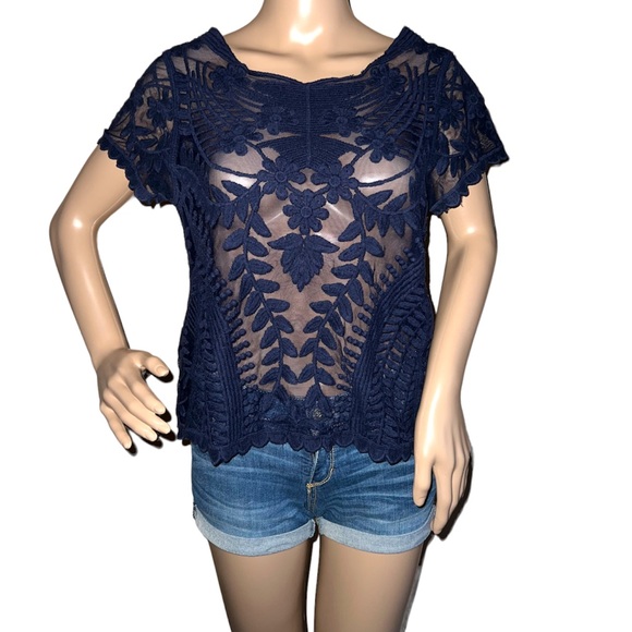 Express Tops - EXPRESS: SHORT SLEEVE NAVY BLUE LACE FLORAL TOP